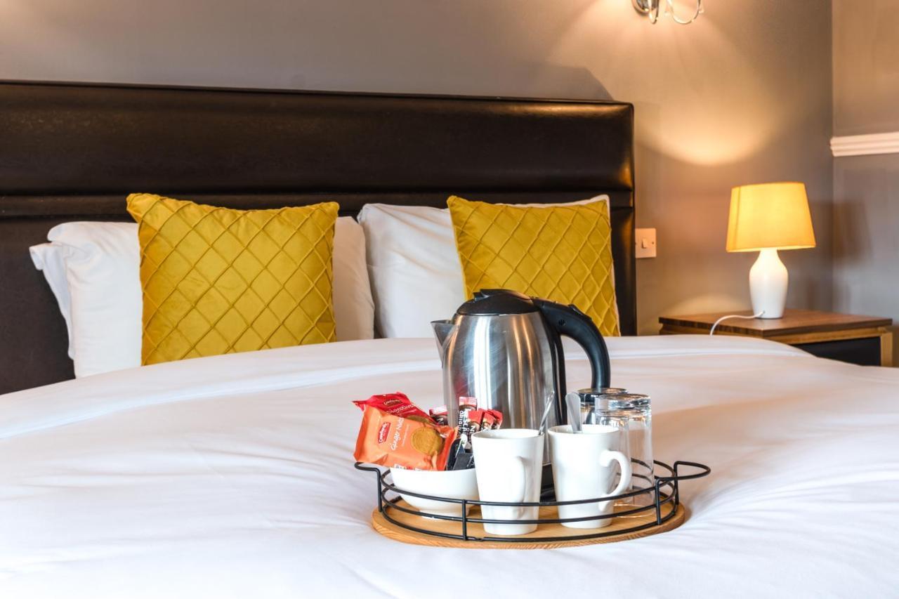 Plough Hotel 3*