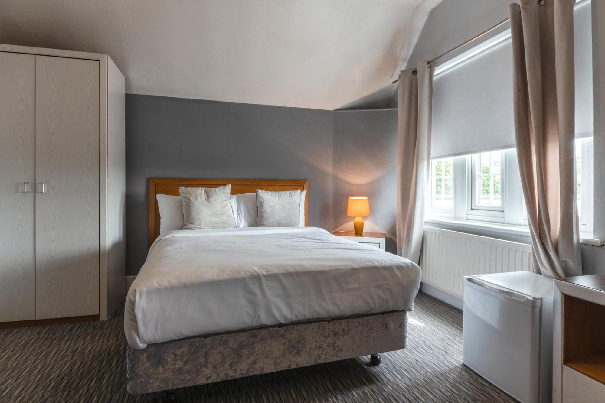 Hotel Plough Northampton
